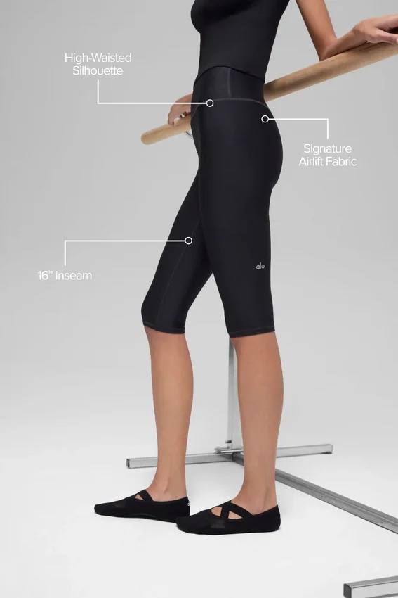 16'' High-Waist Airlift Capri – svart