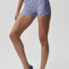 3" Airlift Gingham High-Waist Sleek Short – Navy Gingham