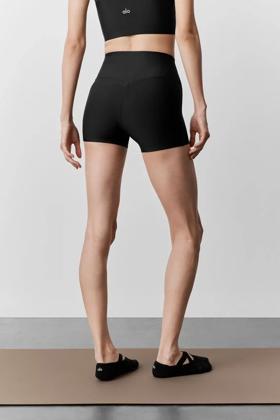 3" High-Waist Airlift Sleek Short – svart