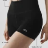 4" sömlösa ribbade High-Waist-shorts i modal – svarta
