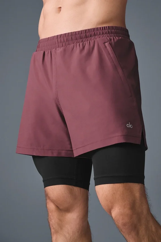 5" Revival 2-i-1 Shorts – Burgundy Truffle/svart