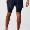 5" Revival 2-i-1-shorts – marinblå/svart