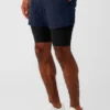 5" Revival 2-i-1-shorts – marinblå/svart