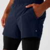 5" Revival 2-i-1-shorts – marinblå/svart