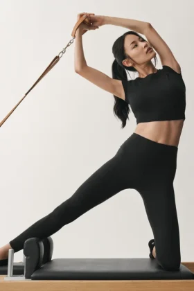 7/8-långa High-Waist Airbrush Legging – svart