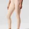 7/8-långa High-Waist Airlift Legging – Macadamia