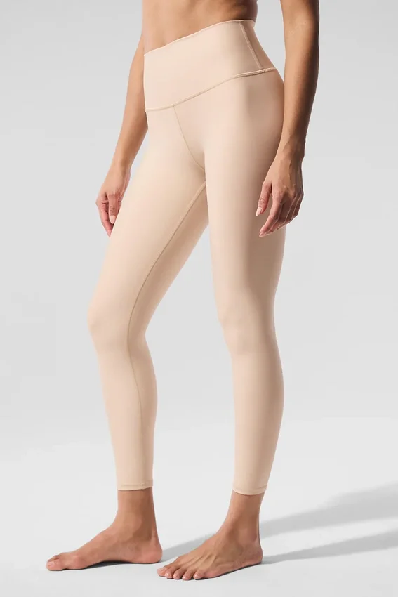 7/8-långa High-Waist Airlift Legging – Macadamia