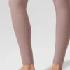 7/8-långa High-Waist Airlift Legging – Taupe