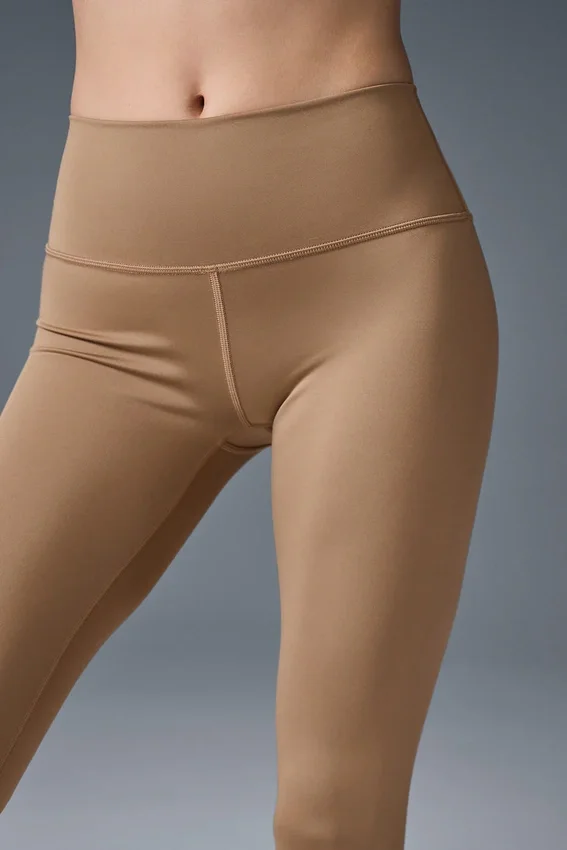 7/8-långa High-Waist Airlift Legging – Toasted Almond