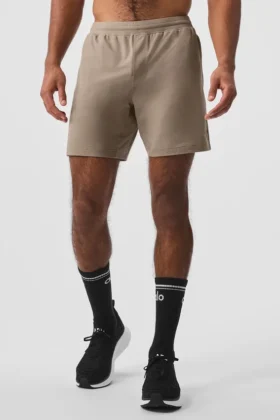 7" Conquer React Performance Shorts – Gravel