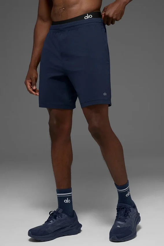 7" Conquer React Performance-shorts – marinblå