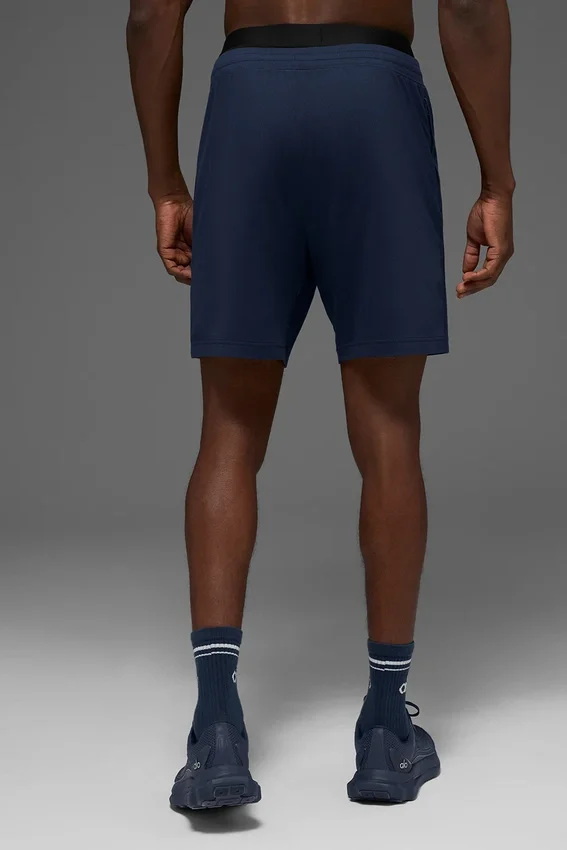 7" Conquer React Performance-shorts – marinblå