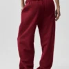 Accolade mjukisbyxor med raka ben – Summer Romance Red