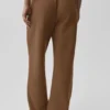 Accolade mjukisbyxor med raka ben – Sun Kissed Brown