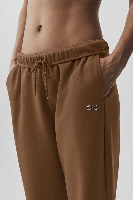 Accolade mjukisbyxor med raka ben – Sun Kissed Brown