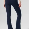 Airbrush High-Waist 7/8 Bootcut Leggings – Navy