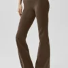 Airbrush Legging med låg midja och bootcut-ben – Espresso