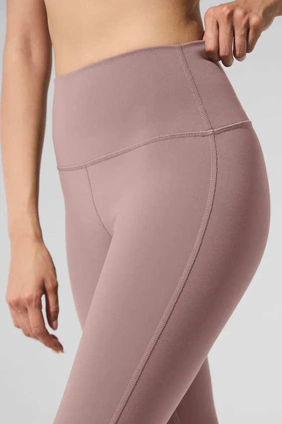 Airbrush-leggings med hög midja och bootcut-passform – Taupe