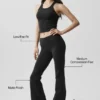 Airbrush Low-Rise Bootcut Legging – Svart