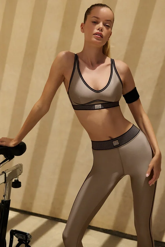Airlift High-Waist 7/8-Leggings – Gravel