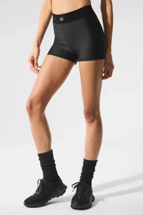 Airlift High-Waist Line up Short – Svart