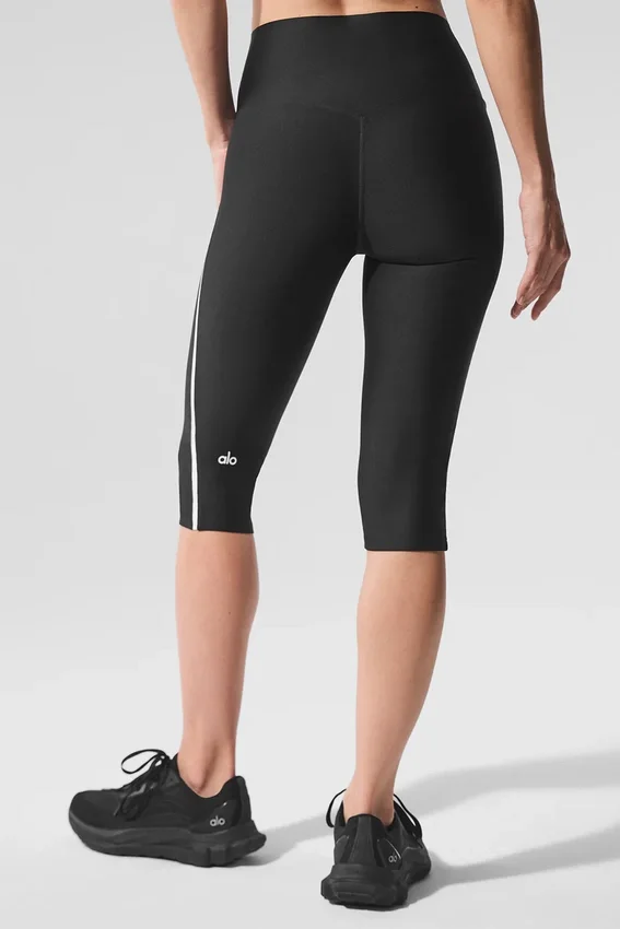 Airlift High-Waist Super Sleek Contrast Capri – Svart/Vit
