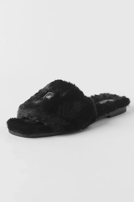 Alo Classico sandal i fuskpäls – svart