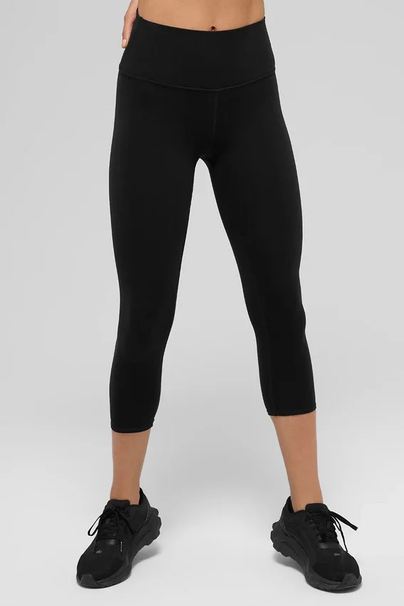 Alo High-Waist Airbrush Capri | DammLeggings