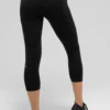 Alo High-Waist Airbrush Capri | DammLeggings