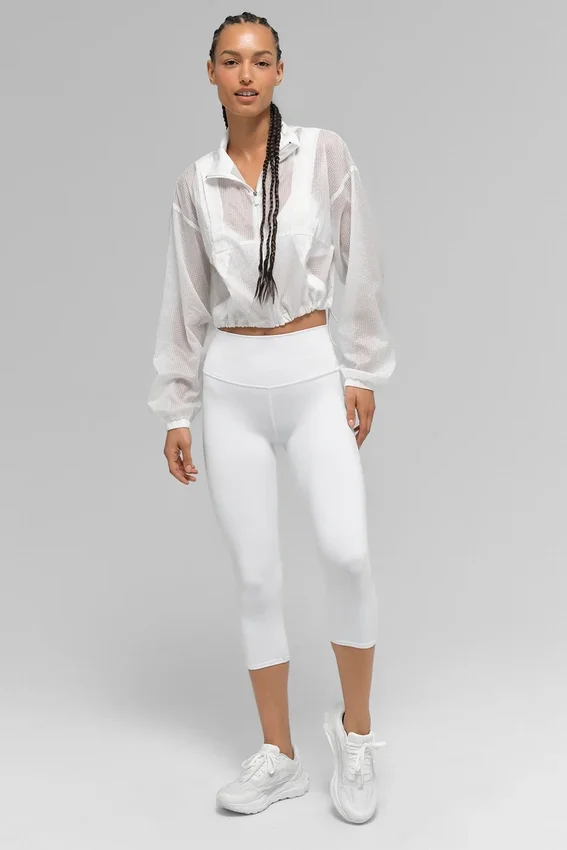 Alo High-Waist Airbrush Capri | DammLeggings