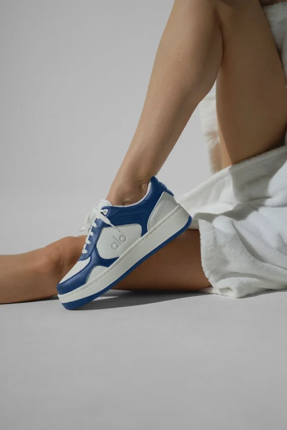 Alo Recovery Mode Sneakers – Marinblå/Vit