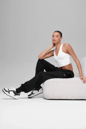 Alo Recovery Mode Sneakers – Svart/Vit