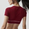 Alo Softsculpt Amp It up kortärmad BH – Summer Romance Red