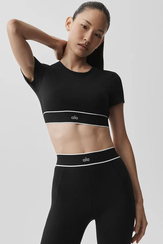 Alo Softsculpt Amp It up kortärmat BH – Svart