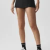 Alo Softsculpt Amp It up tenniskjol – svart