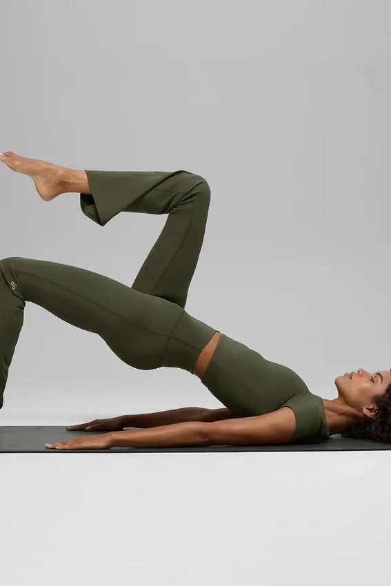 Alo Softsculpt High-Waist Bootcut Leggings – olivgrön