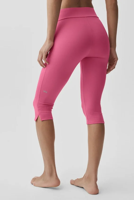 Alo Softsculpt Shoreline Capri – Paradise Pink