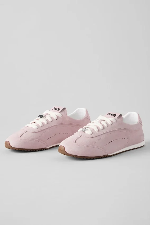 Alo Sunset Sneakers + Jisoo – Bloom Pink