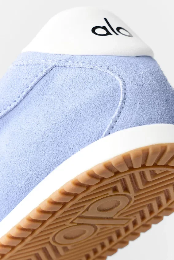 Alo Sunset Sneakers – Ljus Provence-blå