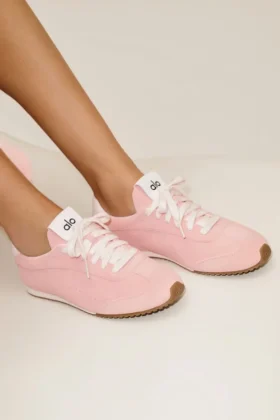 Alo Sunset Sneakers – solkysst rosa