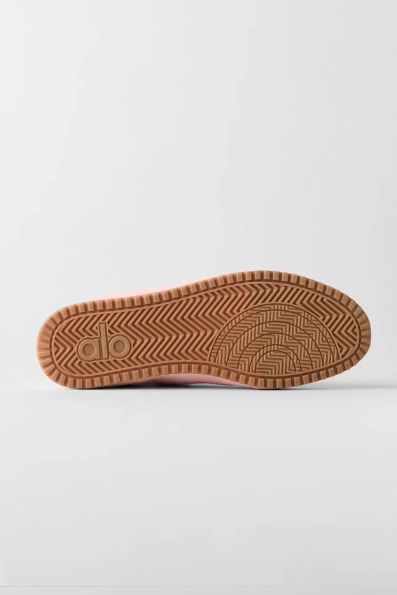 Alo Sunset Sneakers – solkysst rosa