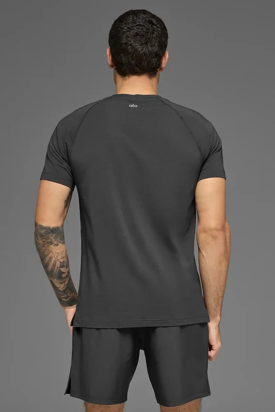 Alo Vapor Crewneck Short Sleeve – Anthracite