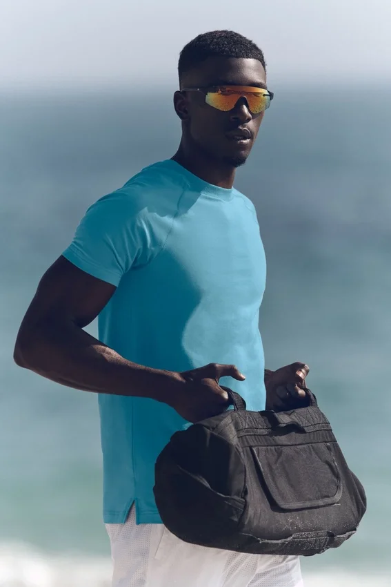 Alo Vapor T-shirt med rund hals och kortärmad design – Blue Breeze