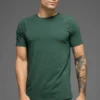 Alo Vapor T-shirt med rund hals och kortärmad design – Clover Green