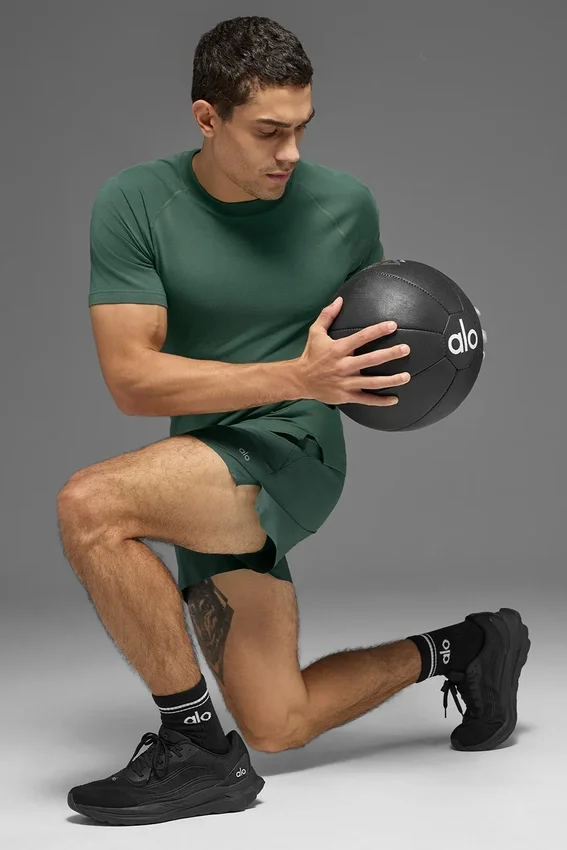 Alo Vapor T-shirt med rund hals och kortärmad design – Clover Green