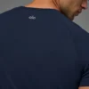 Alo Vapor T-shirt med rund hals och kortärmad design – Navy