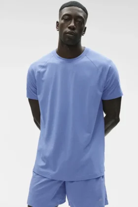 Alo Vapor T-shirt med rund hals och kortärmad design – Provence Blue
