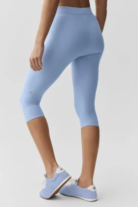 Alosoft Iconic 90’s Capri med High-Waist – ljus provenceblå