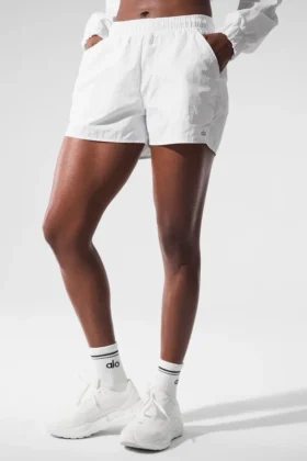 Alumni-shorts – vit