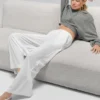 Breezy byxor med vida ben (Regular) – Vit